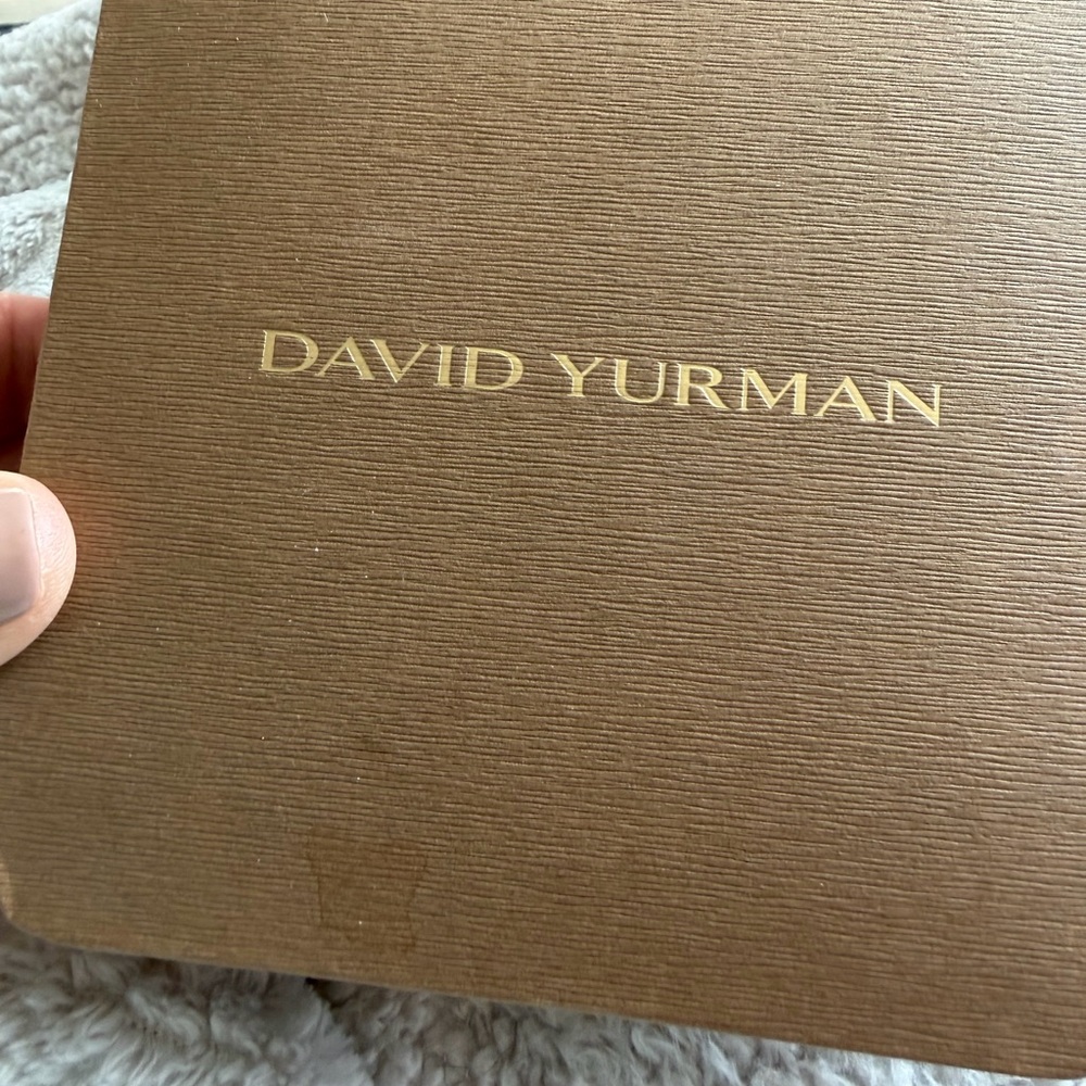 David Yurman Cable Flex Bracelet with Purple Amethyst Tips - Picture 4 of 7